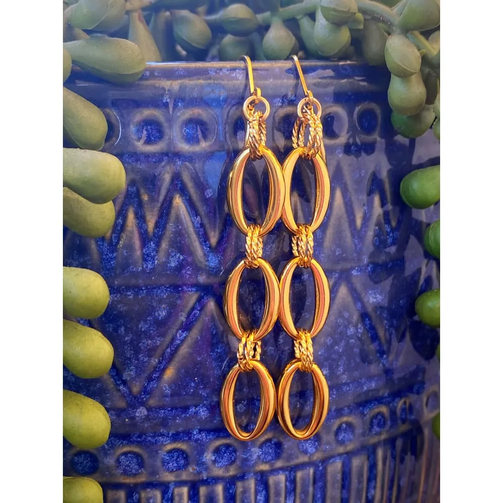 CLASSIC LINK EARRINGS