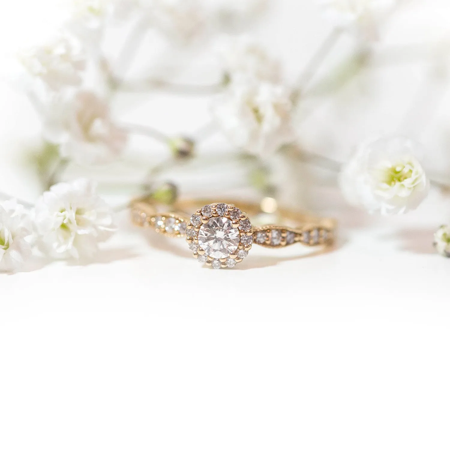 Elizabeth Gold Ring White Diamonds